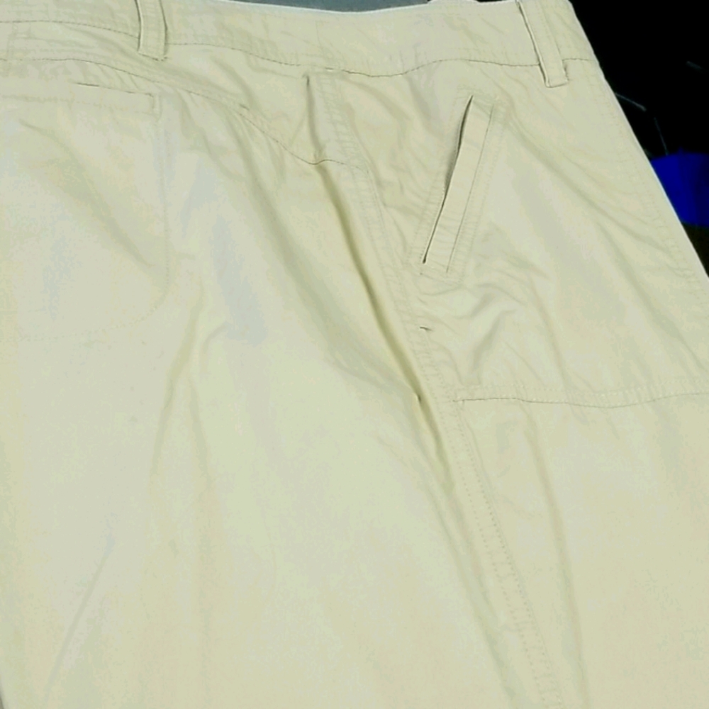 Izod capris